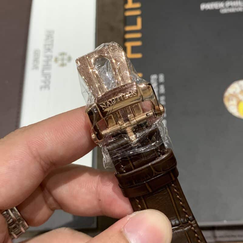 Dong ho Patek Philippe nam day da mau nau
