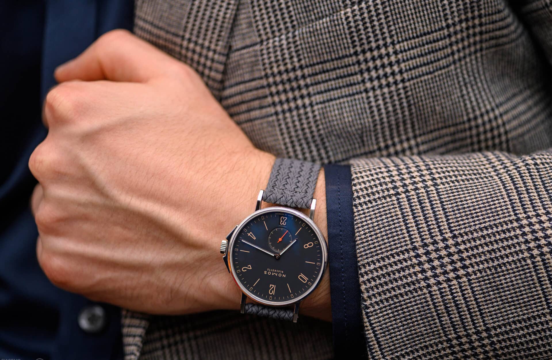 nên đeo đồng hồ tay nào