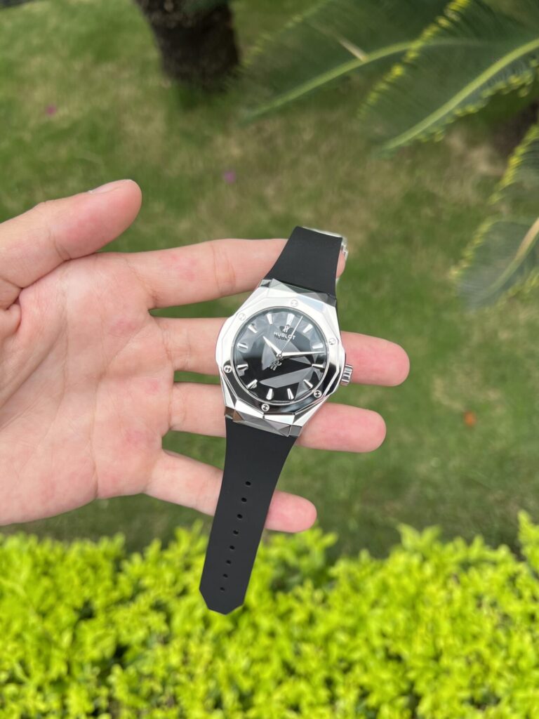 ĐỒNG HỒ HUBLOT CLASSIC FUSION ORLINSKI REP 11 DÂY CAO SU MÀU TRẮNG 40MM