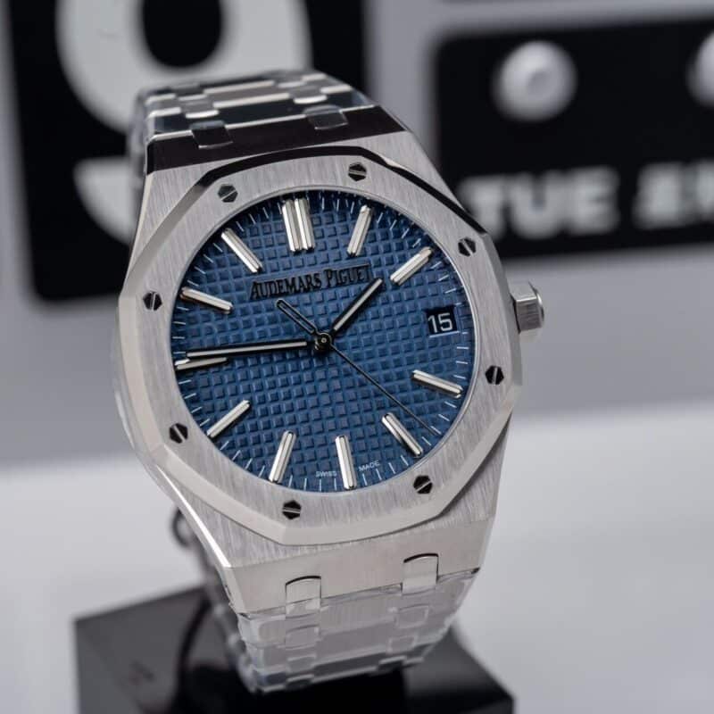 ĐỒNG HỒ AP ROYAL OAK BẢN KỶ NIỆM 50 NĂM REP 11 MÀU XANH LAM 41MM