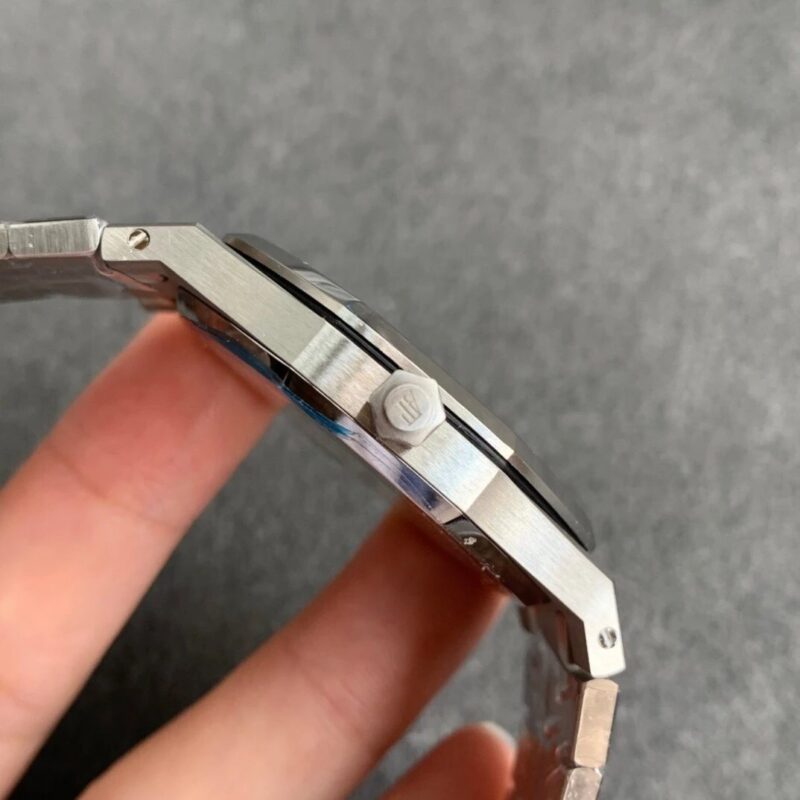 ĐỒNG HỒ AUDEMARS PIGUET ROYAL OAK 15202 AUTOMATIC SIÊU MỎNG REPLICA MÀU VÀNG SÂM PANH 39MM