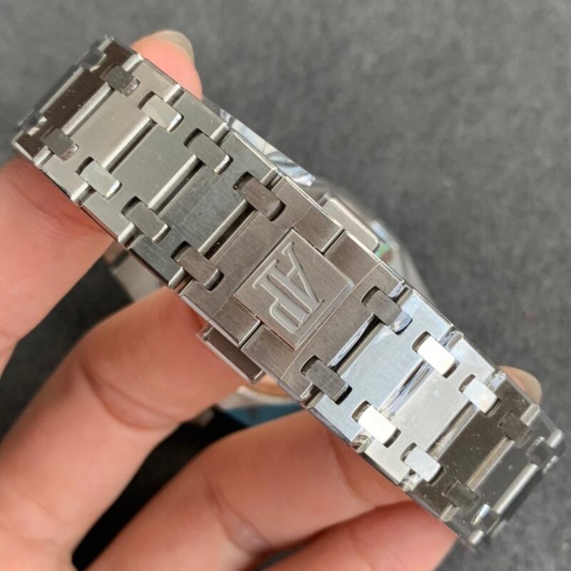 ĐỒNG HỒ AUDEMARS PIGUET ROYAL OAK 15202 AUTOMATIC SIÊU MỎNG REPLICA MÀU VÀNG SÂM PANH 39MM