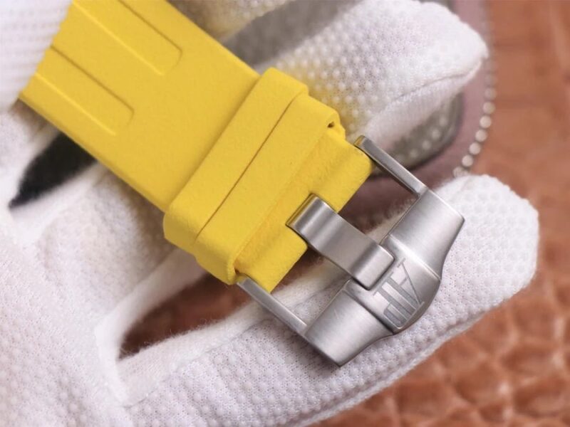 ĐỒNG HỒ NAM AUDEMARS PIGUET ROYAL OAK 26703 REPLICA 1:1 MÀU TRÁI CÂY 42MM