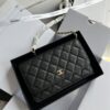 TÚI ĐEO CHÉO CHANEL WOC FALP BAG MÀU ĐEN DA SẦN SIÊU CẤP