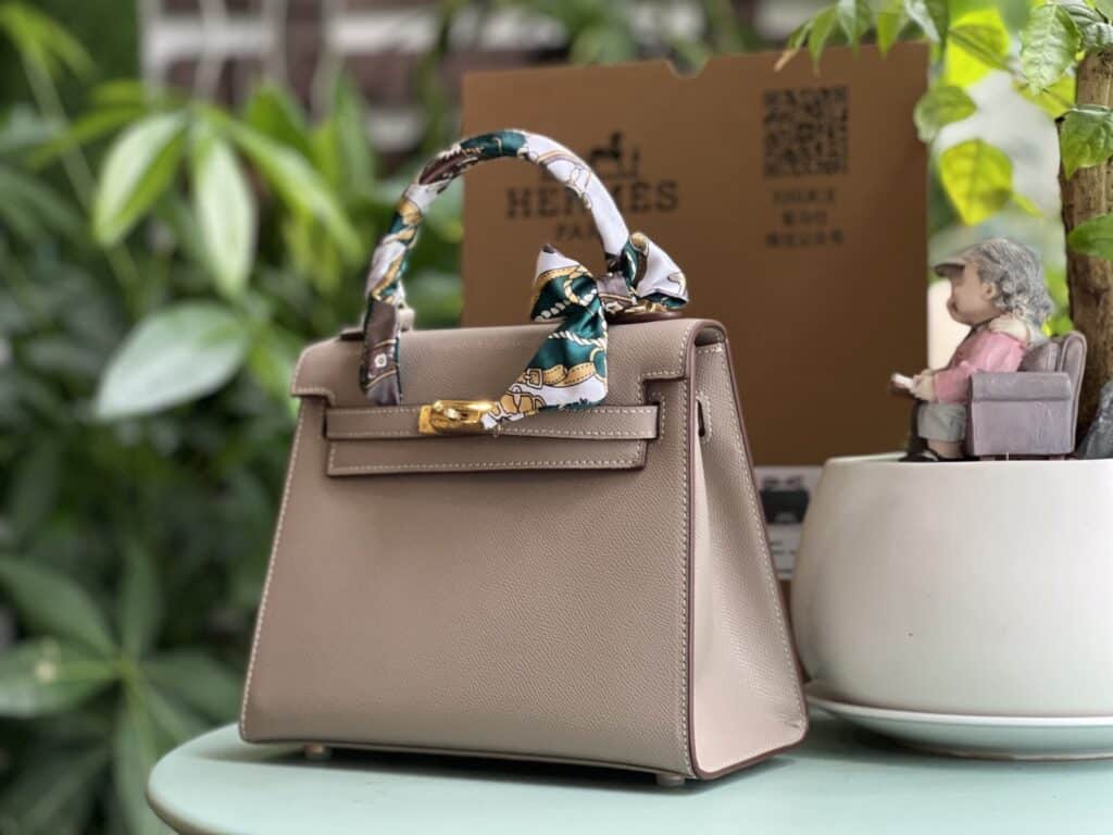 TÚI XÁCH NỮ HM KELLY ETOUPE EPSOM BẢN SIÊU CẤP VIP KHÓA VÀNG TẶNG KÈM KHĂN MÀU NÂU NHẠT