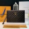 VÍ NAM CẦM TAY CLUTCH LV CARO ĐEN HÀNG HIỆU SIÊU CẤP DA XỊN THỜI TRANG
