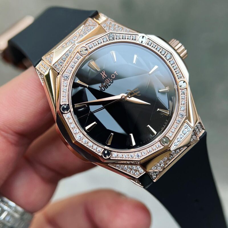 ĐỒNG HỒ HUBLOT CLASSIC FUSION ORLINSKI KING GOLD REPLICA 11 NAM MÀU ĐEN 40MM