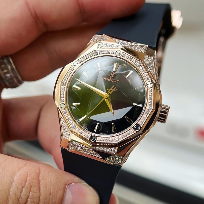 ĐỒNG HỒ HUBLOT CLASSIC FUSION ORLINSKI KING GOLD REPLICA 11 NAM MÀU ĐEN 40MM