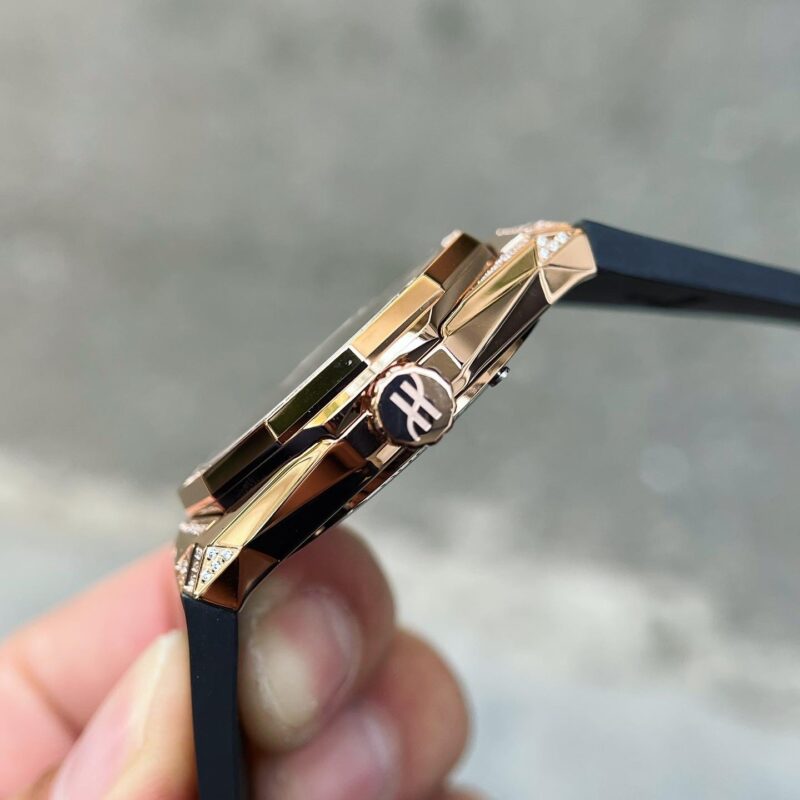 ĐỒNG HỒ HUBLOT CLASSIC FUSION ORLINSKI KING GOLD REPLICA 11 NAM MÀU ĐEN 40MM
