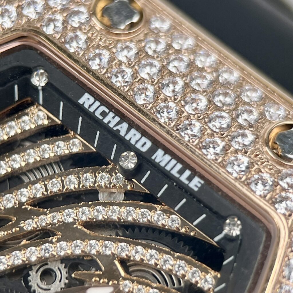 ĐỒNG HỒ RICHARD MILLE RM51-02 ROSEGOLD REPLICA 11 ĐÍNH FULL ĐÁ 42MM