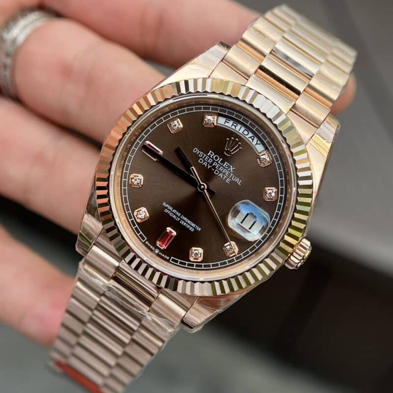 ĐỒNG HỒ ROLEX DAY-DATE RUBY ĐỎ REPLICA 11 MÁY THỤY SỸ 40MM