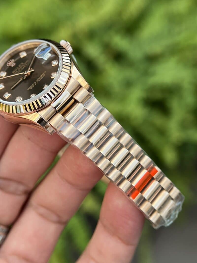 ĐỒNG HỒ ROLEX NỮ DAY-DATE MẶT SỐ CHOCOLATE REPLICA 11 THỤY SỸ 31MM