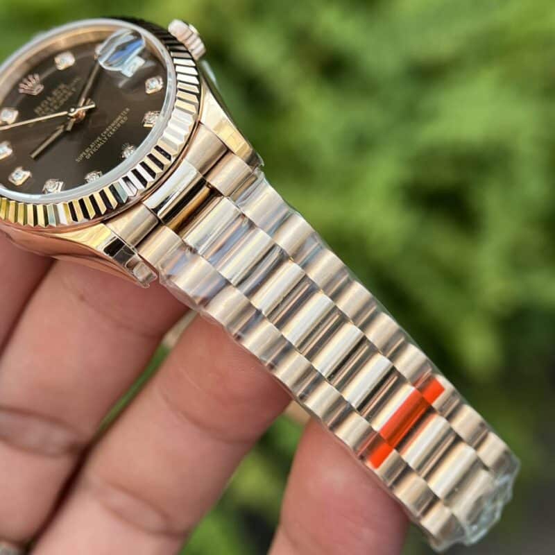 ĐỒNG HỒ ROLEX NỮ DAY-DATE MẶT SỐ CHOCOLATE REPLICA 11 THỤY SỸ 31MM