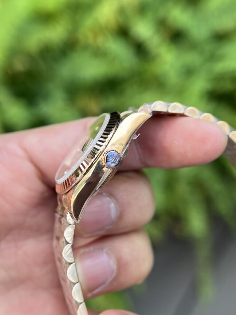 ĐỒNG HỒ ROLEX NỮ DAY-DATE MẶT SỐ CHOCOLATE REPLICA 11 THỤY SỸ 31MM