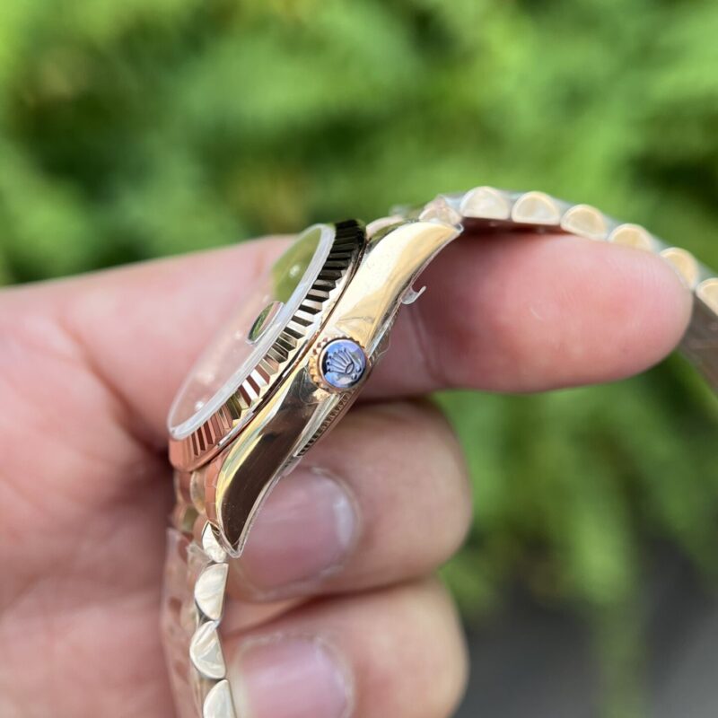 ĐỒNG HỒ ROLEX NỮ DAY-DATE MẶT SỐ CHOCOLATE REPLICA 11 THỤY SỸ 31MM