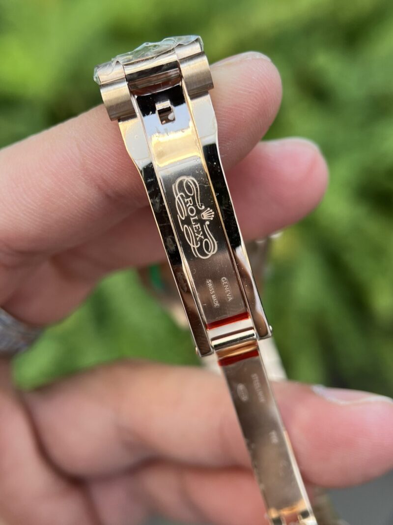 ĐỒNG HỒ ROLEX NỮ DAY-DATE MẶT SỐ CHOCOLATE REPLICA 11 THỤY SỸ 31MM