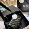 TÚI HỘP CHANEL SIÊU CẤP CHỮ NHẬT DA MỀM LOGO KHẮC TÊN HÃNG CHANEL