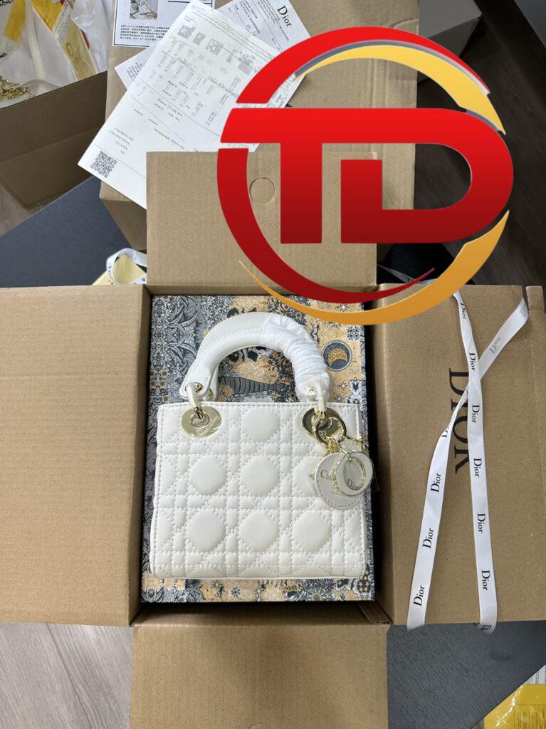 TÚI XÁCH DIOR LADY SUPER VIP TAG MÀU MIX CÙNG MÀU TÚI ĐẸP XUẤT SĂC