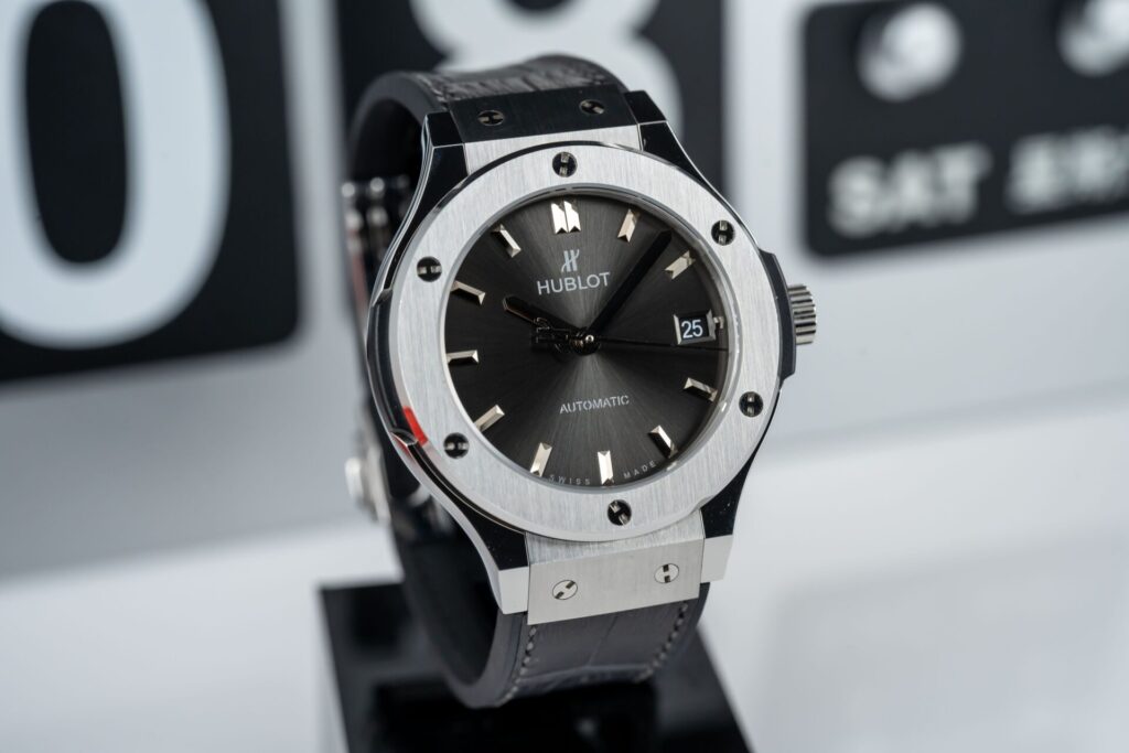 ĐỒNG HỒ HUBLOT CLASSIC FUSION REP 11 MẶT ĐEN 38MM