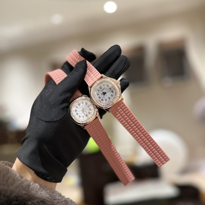 ĐỒNG HỒ PATEK PHILIPPE AQUANAUT 5702R-001 REP 11 BỌC VÀNG 18K NIỀNG KIM CƯƠNG