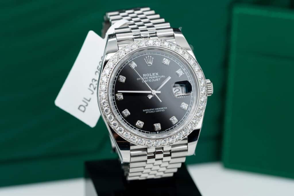 ĐỒNG HỒ ROLEX DATEJUST REP 11 MẶT ĐEN NIỀNG KIM CƯƠNG MOISSANITE CLEAN FACTORY
