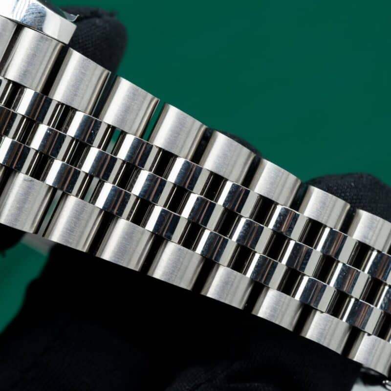 ĐỒNG HỒ ROLEX DATEJUST REP 11 MẶT ĐEN NIỀNG KIM CƯƠNG MOISSANITE CLEAN FACTORY