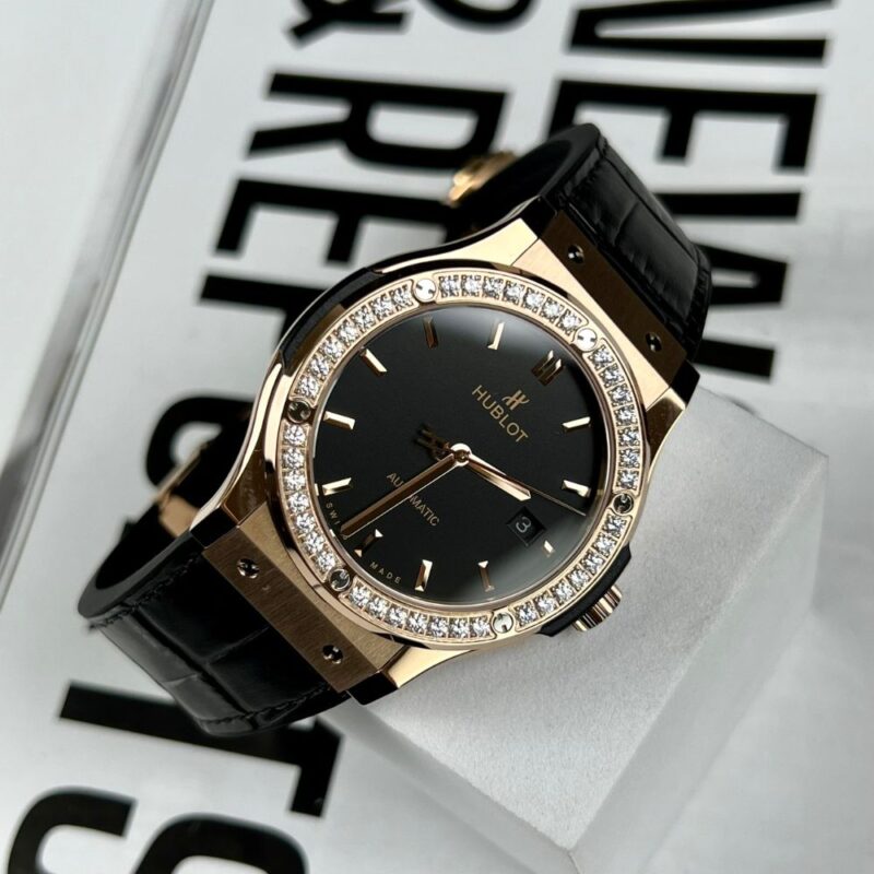 ĐỒNG HỒ HUBLOT CLASSIC FUSION SIÊU CẤP VÀNG HỒNG VIỀN ĐÍNH ĐÁ