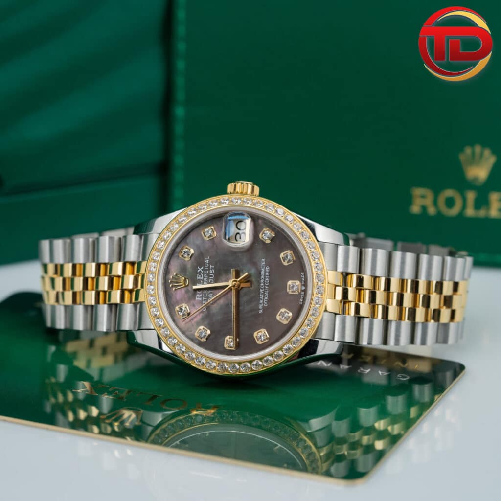 ĐỒNG HỒ NỮ ROLEX DATEJUST REPLICA EW FACTORY MẶT SỐ THIÊN THẠCH NIỀNG ĐÁ