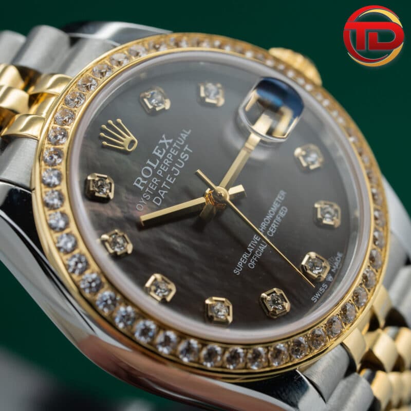 ĐỒNG HỒ NỮ ROLEX DATEJUST REPLICA EW FACTORY MẠ VÀNG MẶT THIÊN THẠCH NIỀNG ĐÁ