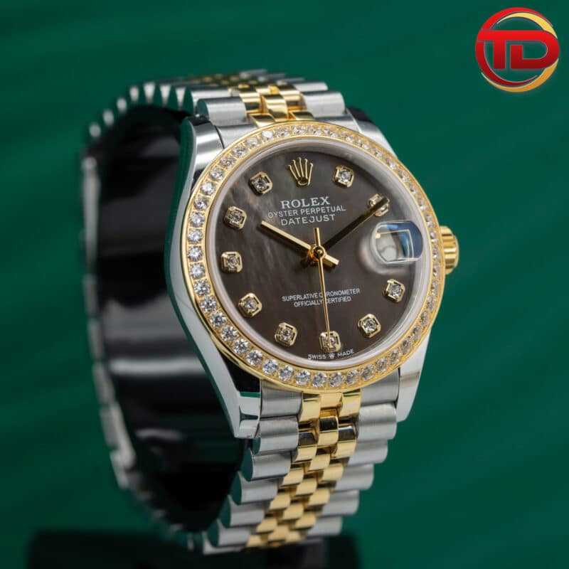 ĐỒNG HỒ NỮ ROLEX DATEJUST REPLICA EW FACTORY MẠ VÀNG MẶT THIÊN THẠCH NIỀNG ĐÁ