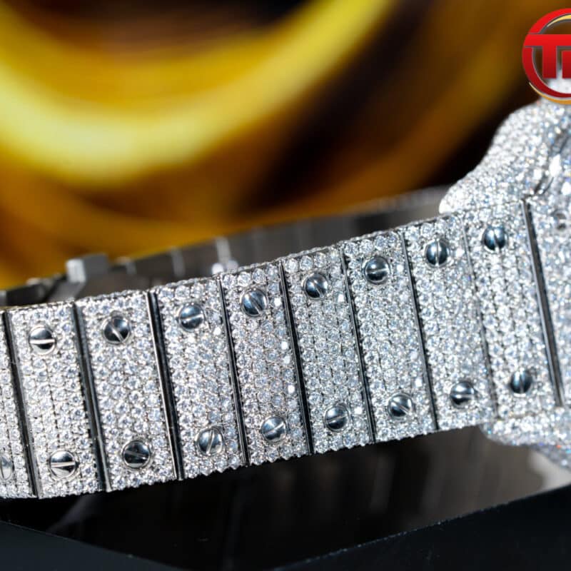 ĐỒNG HỒ CARTIER SANTOS DE CARTIER ĐỘ FULL KIM CƯƠNG MOISSANITE REPLICA SIÊU CẤP 39MM