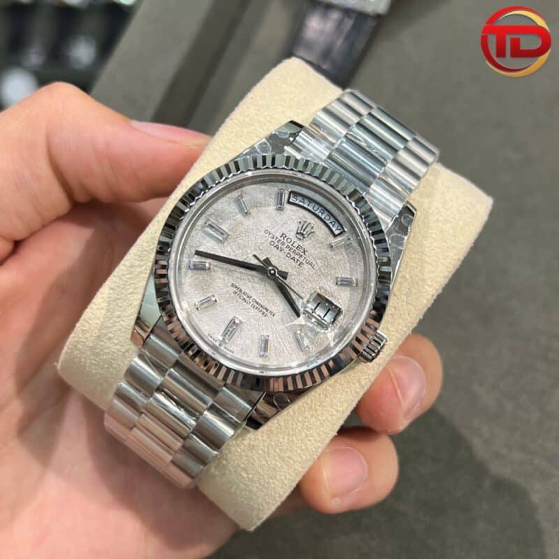 ĐỒNG HỒ ROLEX REP 1 1 DAY DATE MẶT SỐ THIÊN THẠCH BP FACTORY