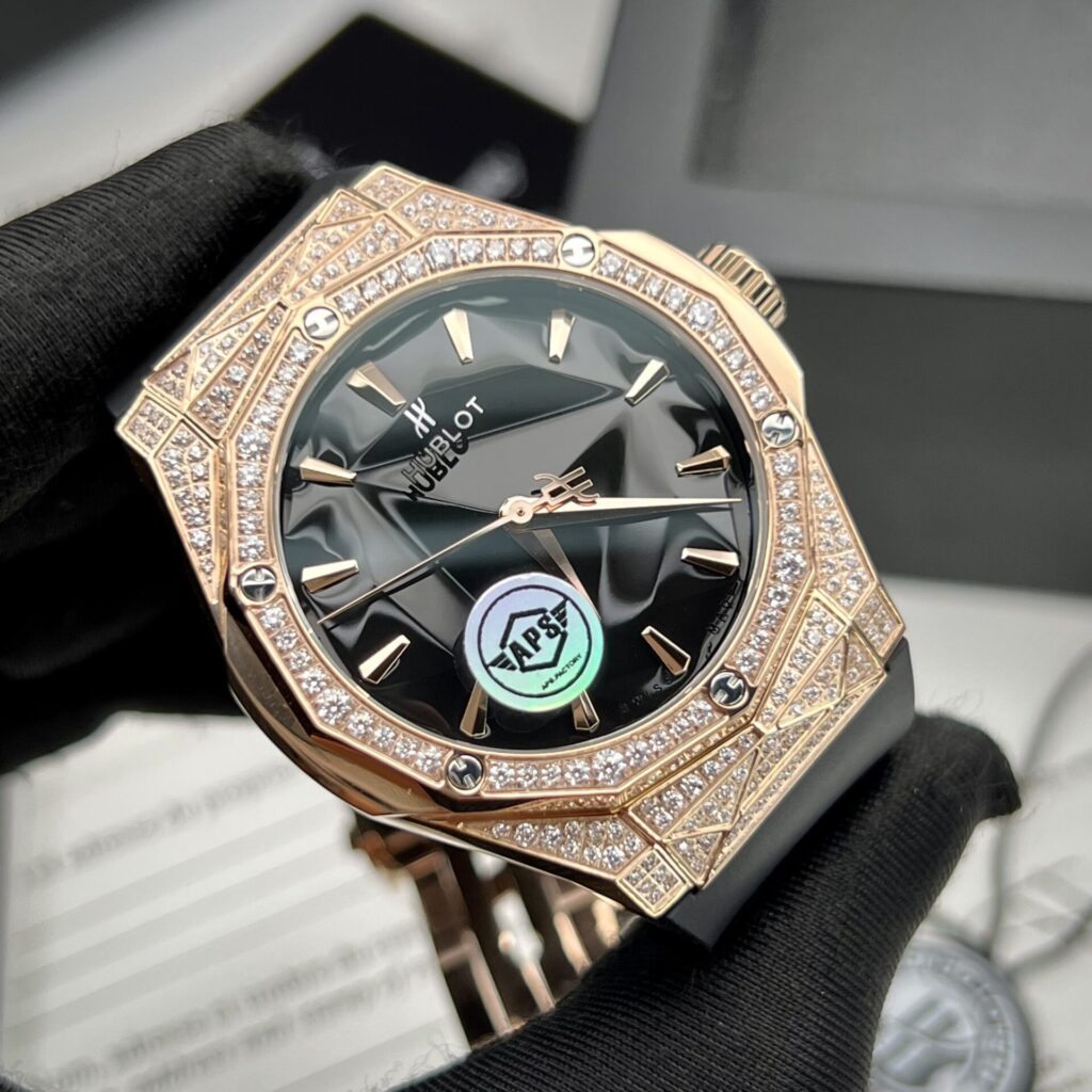 ĐỒNG HỒ HUBLOT CLASSIC FUSION ORLINSKI REP 11 VÀNG HỒNG ĐÍNH FULL ĐÁ APS FACTORY