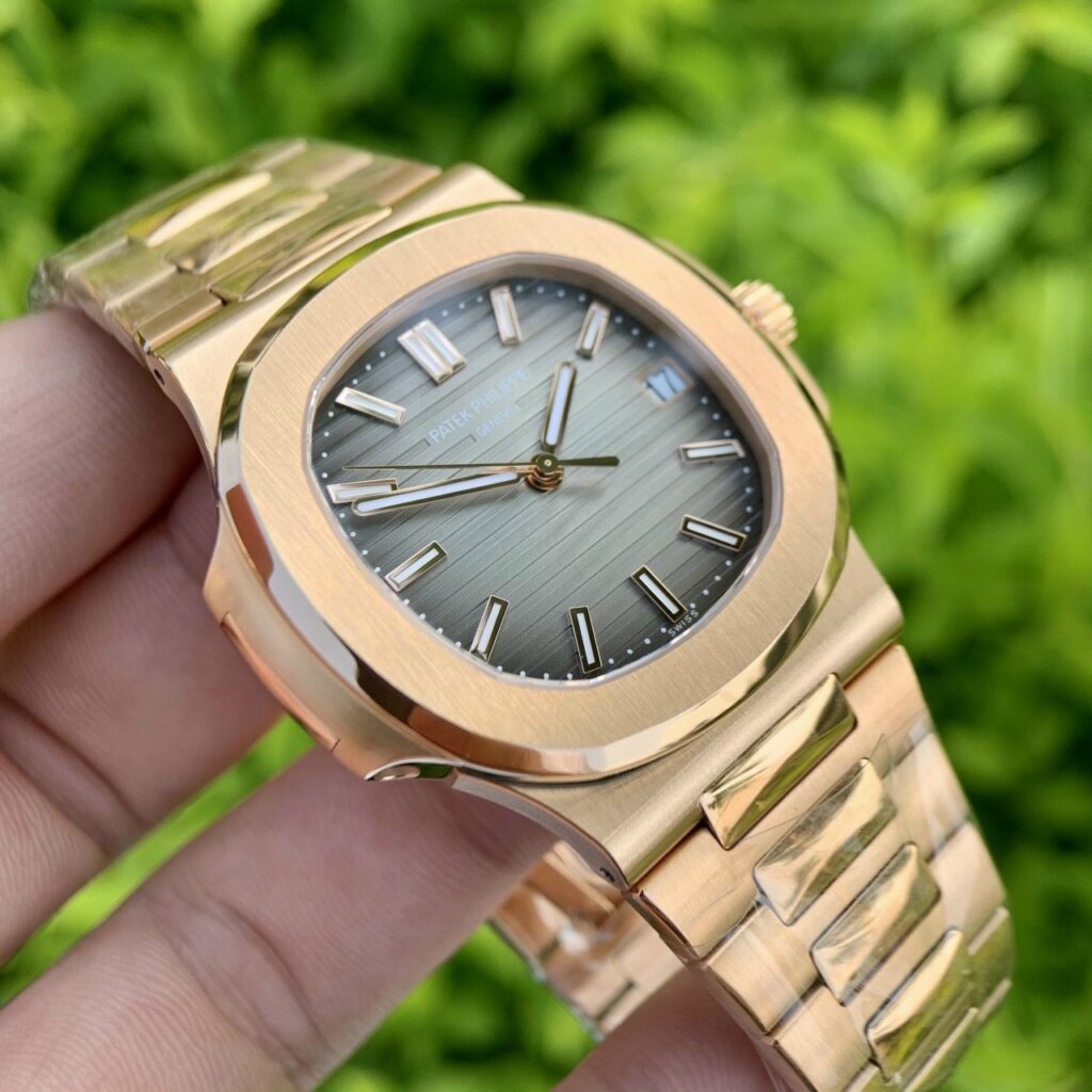 ĐỒNG HỒ PATEK PHILIPPE NAUTILUS 5711 REP 11 CAO CẤP NHẤT