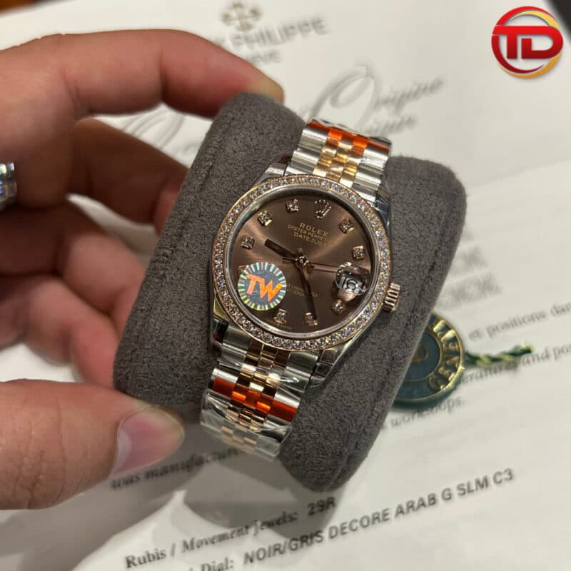 ĐỒNG HỒ ROLEX FAKE DATEJUST MẶT CHOCOLATE NIỀNG ĐÁ TW FACTORY 31MM