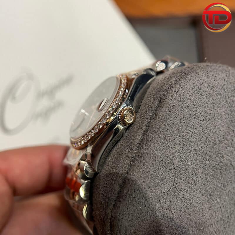 ĐỒNG HỒ ROLEX FAKE DATEJUST MẶT CHOCOLATE NIỀNG ĐÁ TW FACTORY 31MM