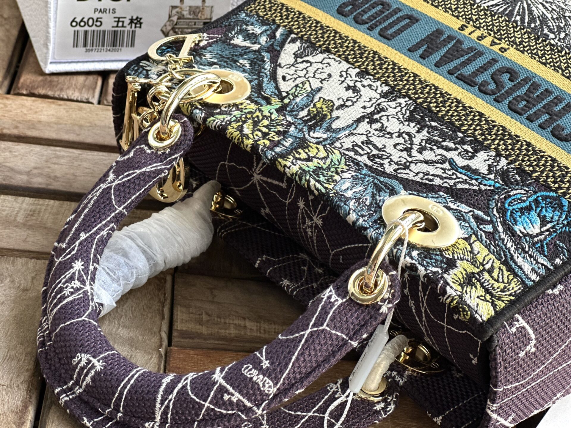 z4125555046927_a9981dfe250861c5ebfe4c6cf9aa04f2