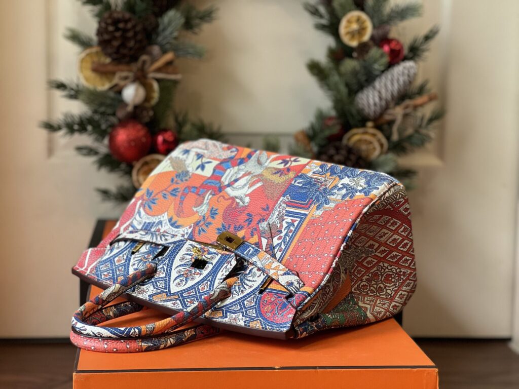 TÚI XÁCH HM BIRKIN TOGONGUYÊN BẢN TAG BẠC SIÊU CẤP FULL BOX HỌA TIẾT THỔ DÂN