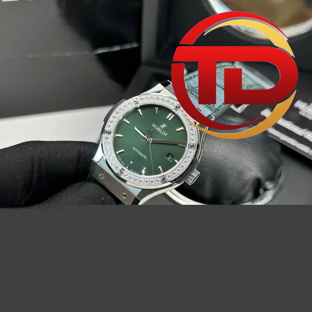 ĐỒNG HỒ NAM HUBLOT CLASSIC FUSION MÀU XANH NIỀNG ĐÁ REP 1:1 HB FACTORY