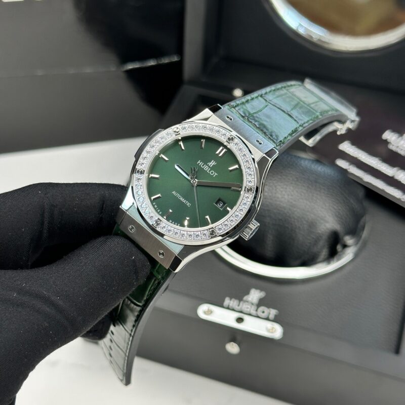 ĐỒNG HỒ NAM HUBLOT CLASSIC FUSION MÀU XANH NIỀNG ĐÁ REP 1:1 HB FACTORY