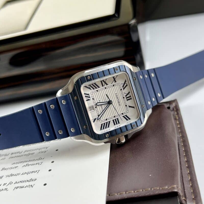 ĐỒNG HỒ CARTIER SANTOS MẶT VUÔNG MÀU TRẮNG DÂY CAO SU REP 11 NEW