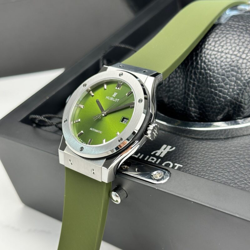 ĐỒNG HỒ HUBLOT CLASSIC FUSION MÀU XANH LÁ MẠ REP 1:1 JJ FACTORY