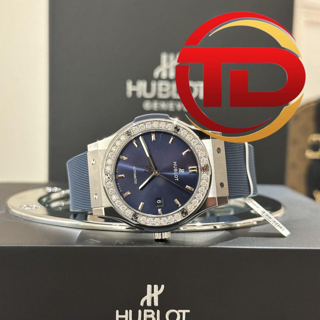 ĐỒNG HỒ HUBLOT CLASSIC FUSION XANH NAVY NIỀNG KIM MOISSANITE REP 1:1