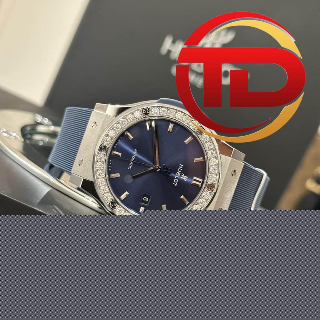 ĐỒNG HỒ HUBLOT CLASSIC FUSION XANH NAVY NIỀNG KIM MOISSANITE REP 1:1