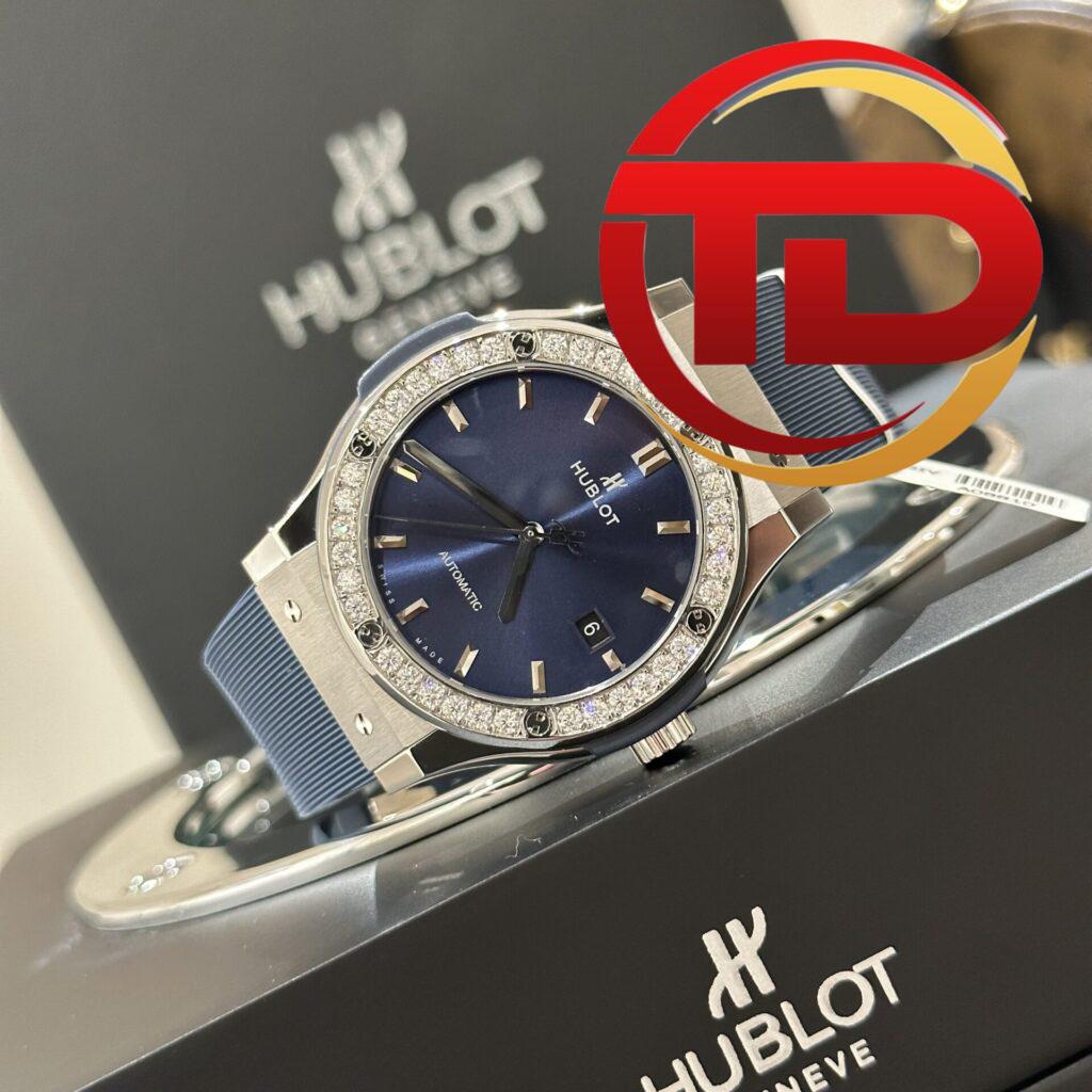 ĐỒNG HỒ HUBLOT CLASSIC FUSION XANH NAVY NIỀNG KIM MOISSANITE REP 1:1