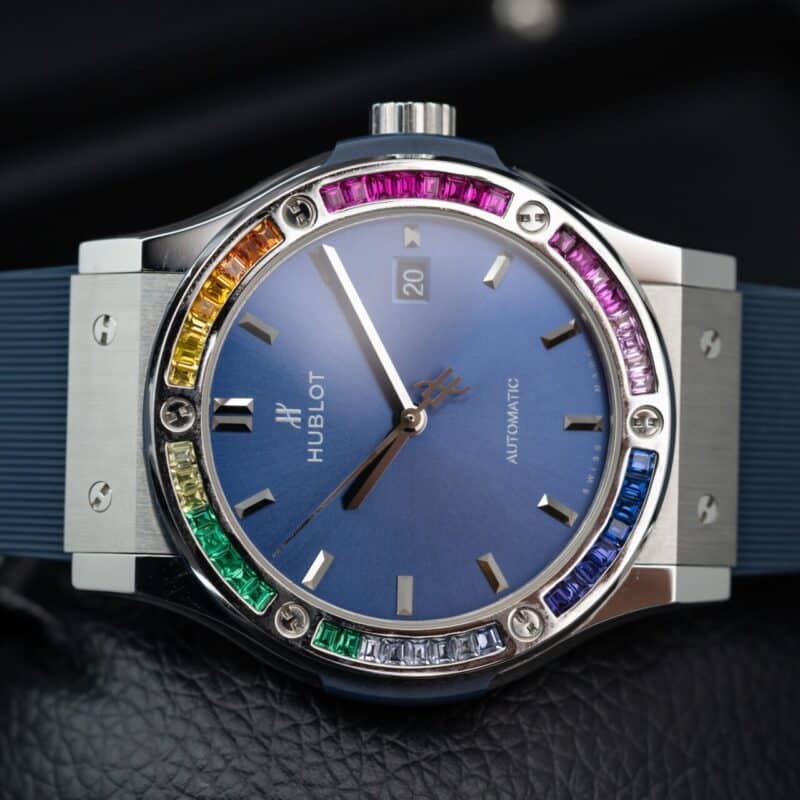 ĐỒNG HỒ HUBLOT CLASSIC FUSION MẶT XANH NIỀNG ĐÁ SAPPHIRE 7 MÀU