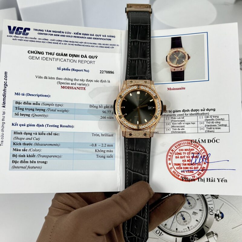 ĐỒNG HỒ HUBLOT CLASSIC FUSION VỎ VÀNG HỒNG ĐÍNH FULL KIM CƯƠNG MOISSANITE