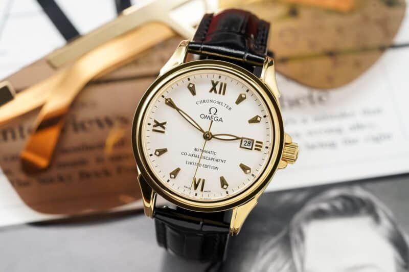 ĐỒNG HỒ OMEGA DE VILLE CO-AXIAL MẶT TRẮNG VỎ VÀNG FAKE 1:1 MÁY NHẬT