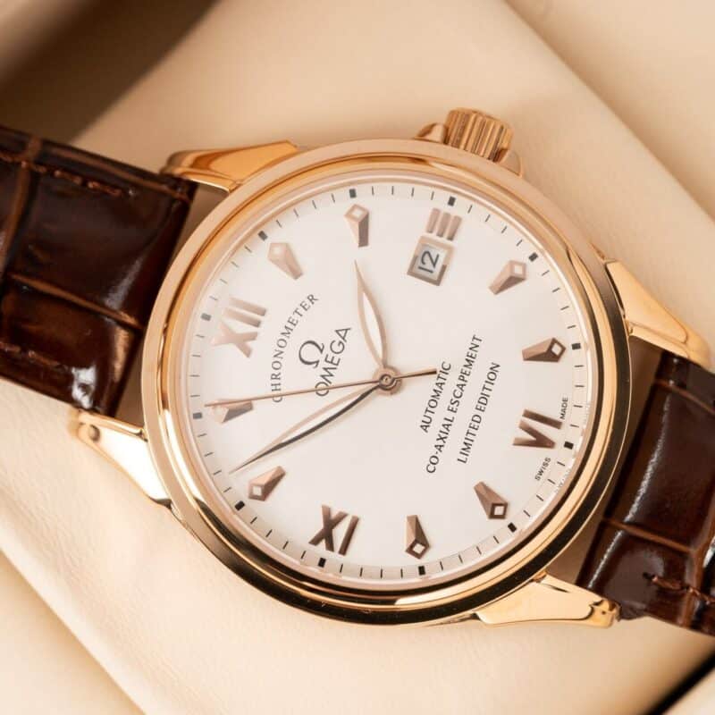 ĐỒNG HỒ OMEGA DE VILLE CO-AXIAL MẶT TRẮNG VỎ VÀNG HỒNG FAKE NHẬT