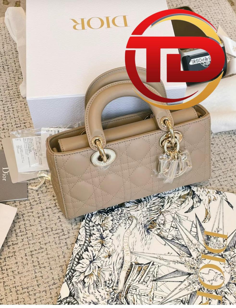 z4181204095381_2dc0fc31495afd522ec7b9e5f9d5c034